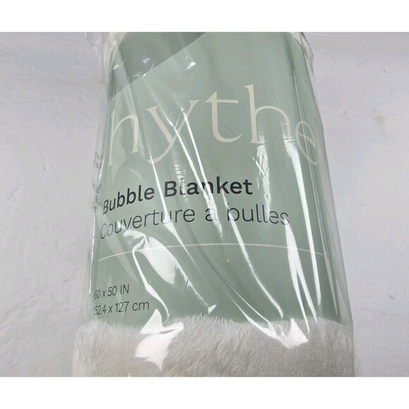 Hythe Bubble Blanket 60”x50” Creamy White New - Picture 3 of 3
